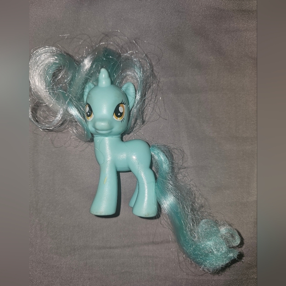 My Little Pony G4 Lyra Heartstrings Brushable 3 Inch Figure MLP FIM